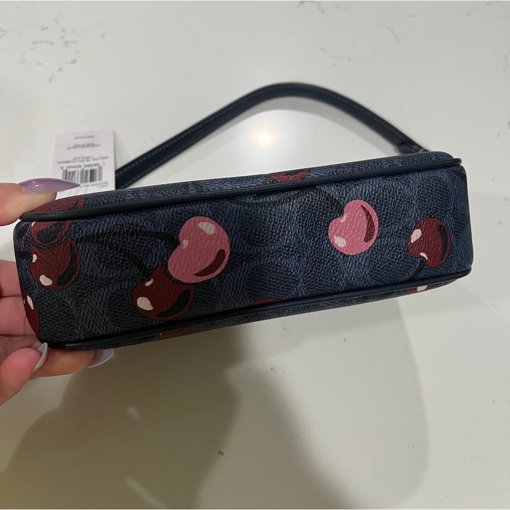 🍒 New! Coach! - Picture 9 of 17